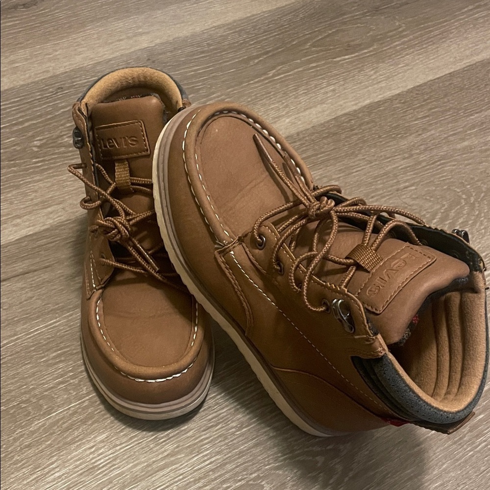 Levi's Kids Tan Lace-Up Boots - Picture 2 of 5